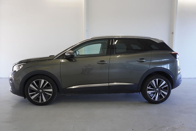 Peugeot 3008 1.6 BLUEHDI 88kW ALLURE - fotka 10 z 29