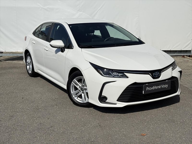 Toyota Corolla 1,8 Active - fotka 3 z 18