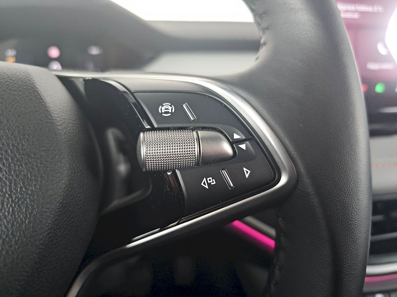 Škoda Elroq (2025) 60kWh 150kW Selection TAŽNÉ - fotka 21 z 35