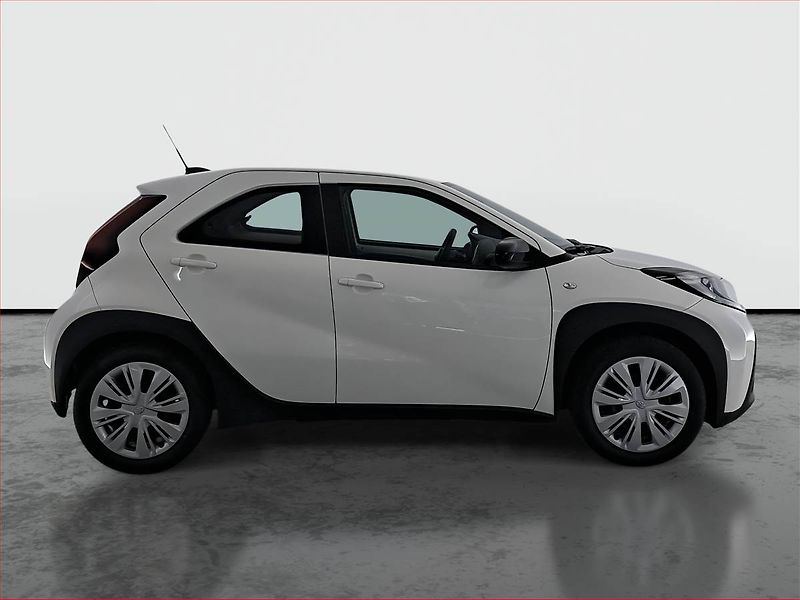 Toyota Aygo (2025) Comfort 1.0, Automat - fotka 6 z 16