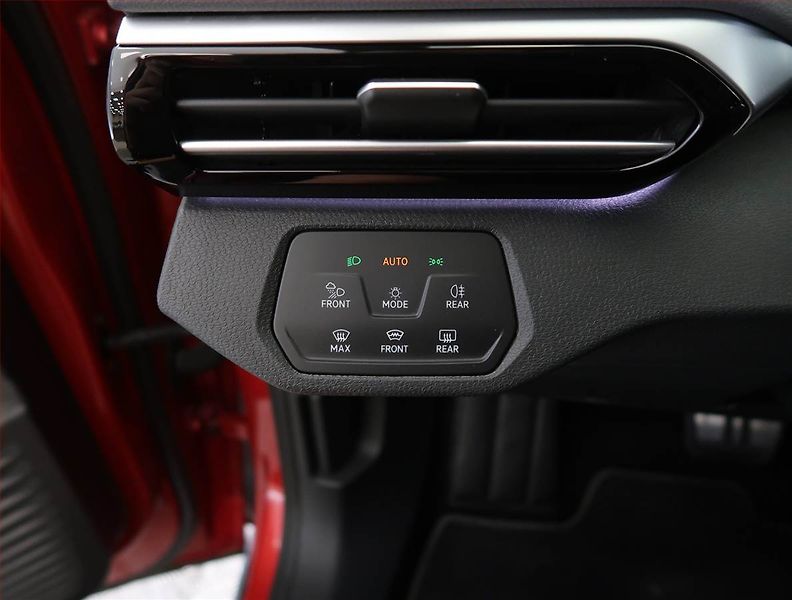 Volkswagen ID.5 (2022) Pro Perf. (82 kWh), SoH 92% - fotka 27 z 30
