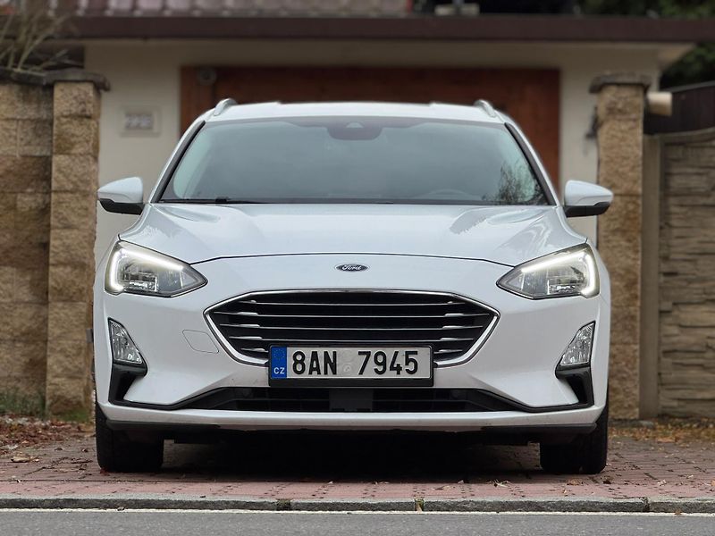 Ford Focus 1.5 TITAN. ČR 1.MAJ NEBOURÁNO - fotka 2 z 29