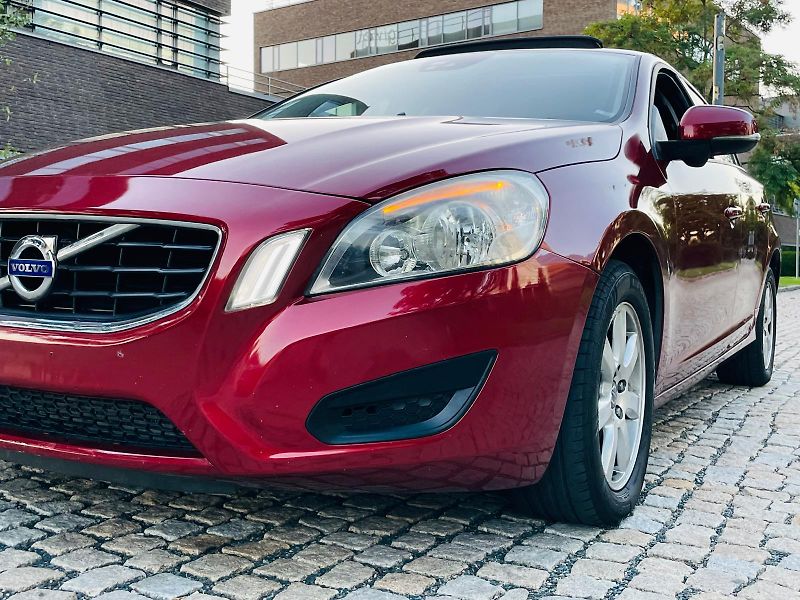 Volvo V60 2.0D4 5VÁLEC SERVISKA TAŽNÉ - fotka 47 z 48