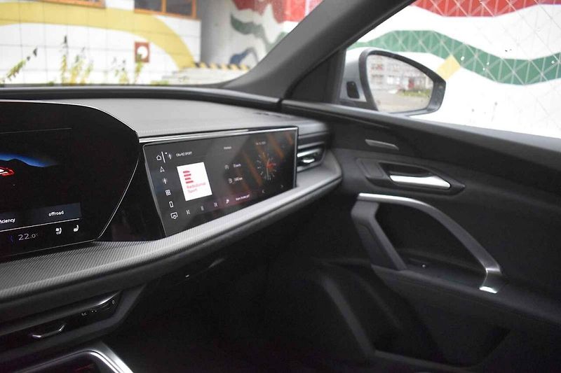 Audi SQ5 je výborná volba pro ty, kteří často spěchají.