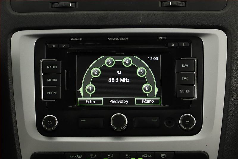 Škoda Octavia (2011) Scout 2.0 TDI, 4X4, Automat - fotka 12 z 18