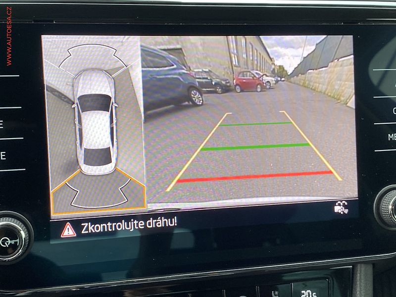 Škoda Superb (2020) 2.0 TDi, 2.maj,ČR, L&K, DSG - fotka 19 z 21