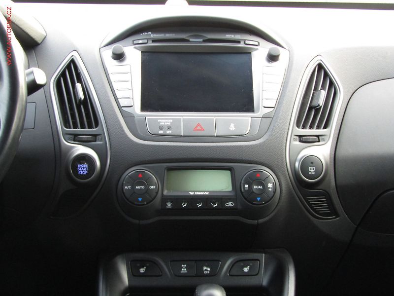 Hyundai ix35 (2015) 2.0 CRDi 4X4, Style, AT - fotka 8 z 19
