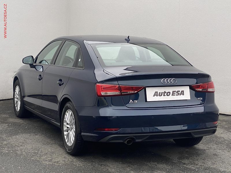 Audi A3 (2017) 1.6 TDi, Bixen, panor, kůže - fotka 6 z 20