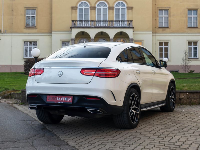 Mercedes-Benz GLE 350d 4M AMG Coupé 360 Pano Dis - fotka 6 z 40