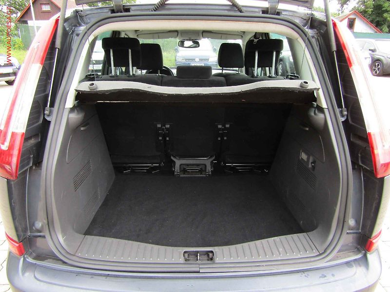 Ford C-MAX (2007) 2.0 TDCi, autoAC - fotka 7 z 15