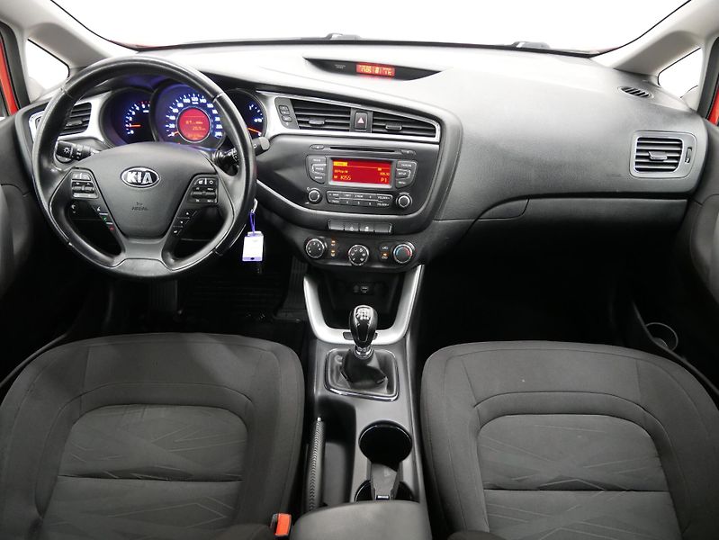 Kia Ceed - fotka 5 z 24