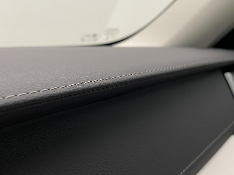 Volvo XC60 T8 AWD RECHARGE REZERVACE - fotka 29 z 66