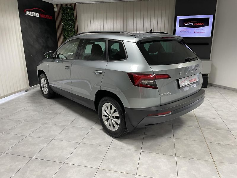 Škoda Karoq 1.5 TSi 125 YEARS ČR 1.MAJ SER - fotka 11 z 31