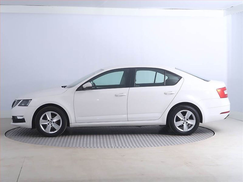 Škoda Octavia (2017) Ambition 1.6 TDI, Tempomat - fotka 3 z 17