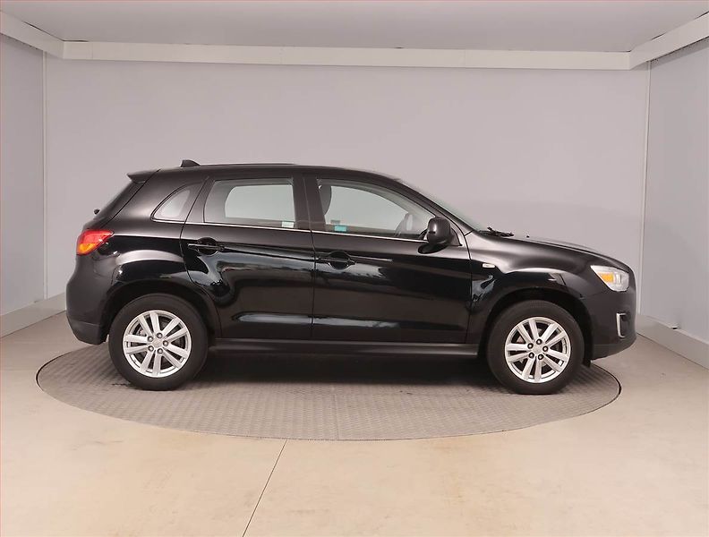 Mitsubishi ASX (2014) 1.6 MIVEC, ČR,1.maj - fotka 6 z 15