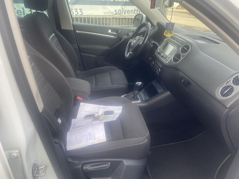 Volkswagen Tiguan (2014) 2.0 TDI - R-line CUP 4x4 - fotka 17 z 47