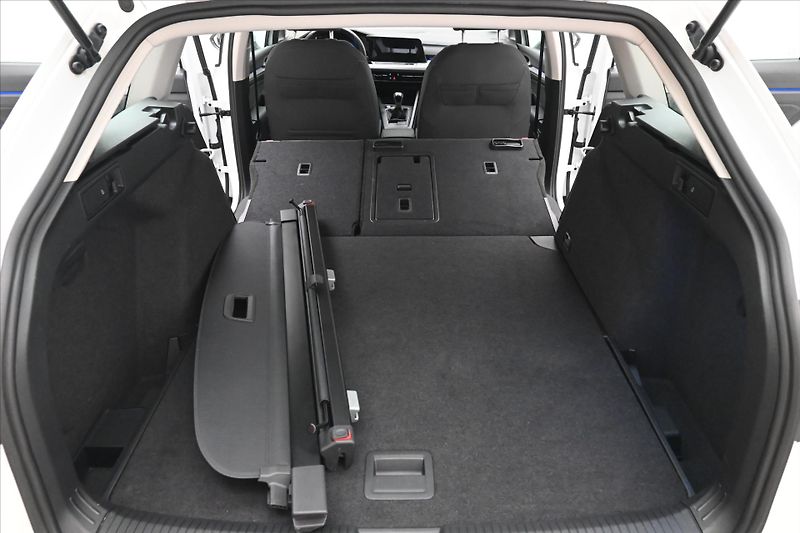 Volkswagen Golf 2,0 TDI 110 kW Life Záruka až - fotka 11 z 30