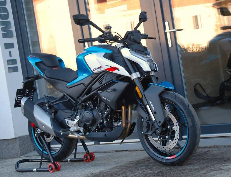 CFMOTO 450 NK (2026) 450NK - fotka 2 z 25