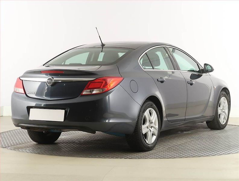 Opel Insignia (2009) 1.8, nová STK, v provozu - fotka 5 z 19