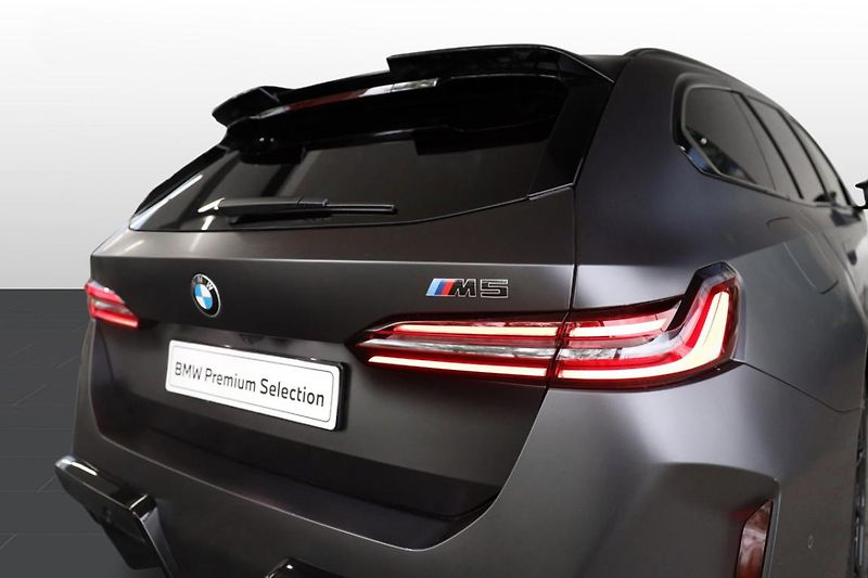 BMW M5 Touring - fotka 24 z 34