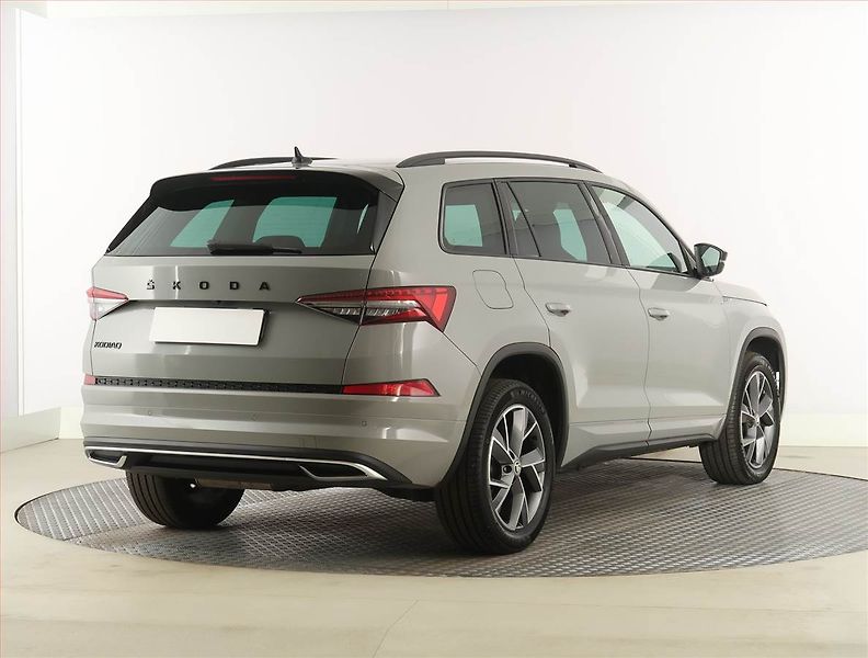 Škoda Kodiaq (2022) Sportline 2.0 TDI, digi klima - fotka 5 z 26