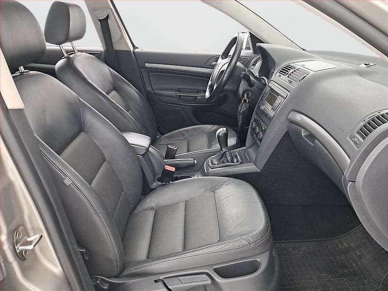 Škoda Octavia (2007) 1.9 TDI DPF 4x4, 4X4 - fotka 9 z 14