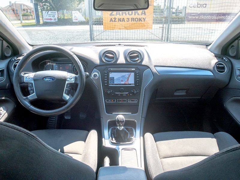 Ford Mondeo (2014) 2.0D 103KW – NAVIGACE - fotka 13 z 48