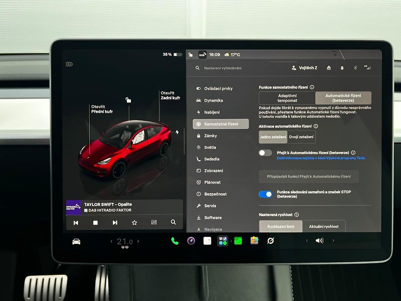 Tesla Model Y Performance 393kW FSD DPH TZ - fotka 18 z 26