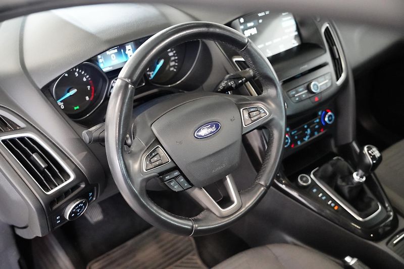 Ford Focus - fotka 14 z 30