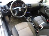 Volkswagen Golf (2002) 1.4 16V KLIMA FUNKČNÍ - náhled 13