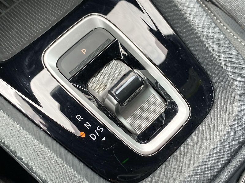 Škoda Octavia (2025) Combi 1.5 TSI DSG Sportline - fotka 18 z 38