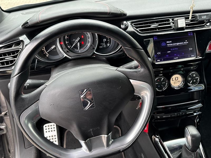 Citroën DS3 (2018) Performance Line Sport EAT6 - fotka 11 z 47