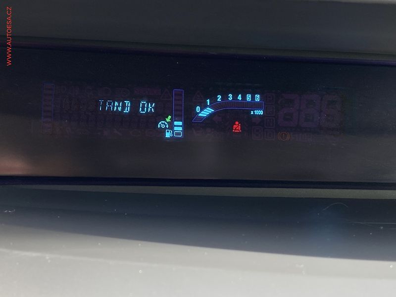 Renault Espace (2010) 2.0dCi, Navi, panorama - fotka 19 z 20