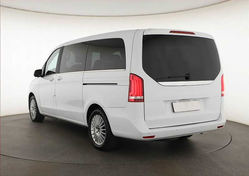 Mercedes-Benz Třídy V (2015) 250 d, ČR, DPH - fotka 4 z 21