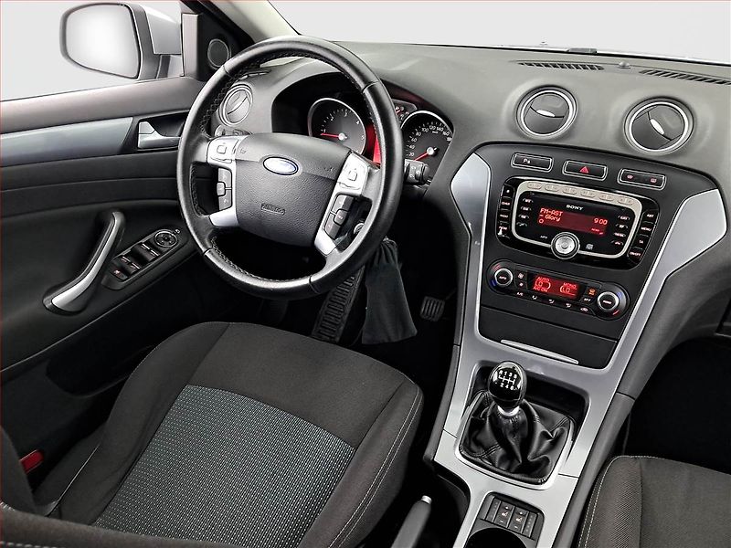 Ford Mondeo (2013) 2.0 TDCi, Serv.kniha, Tempomat - fotka 7 z 18