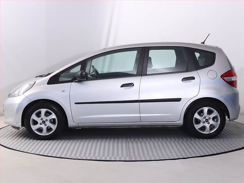 Honda Jazz (2014) 1.2 i-VTEC, Serv.kniha - fotka 3 z 15