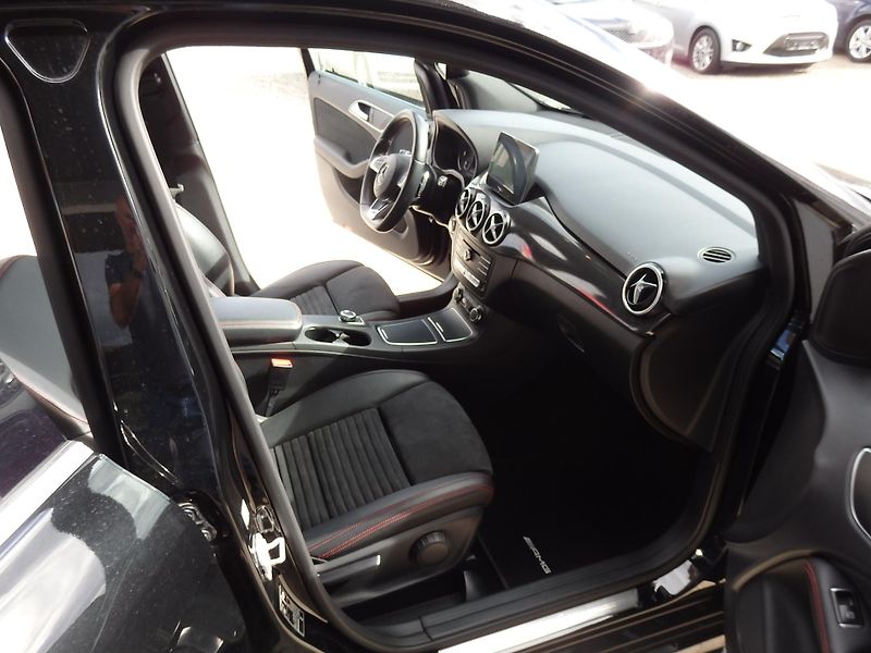 Mercedes-Benz Třídy B B 200 CDI 4-MATIC - fotka 10 z 16