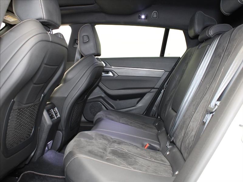 Peugeot 508 1,6 Hybrid 225k. GT Pano.FOCAL - fotka 7 z 25