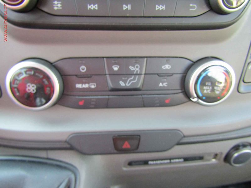 Ford Transit Custom (2021) 2.0 TDCi 5míst, TREND - fotka 15 z 18