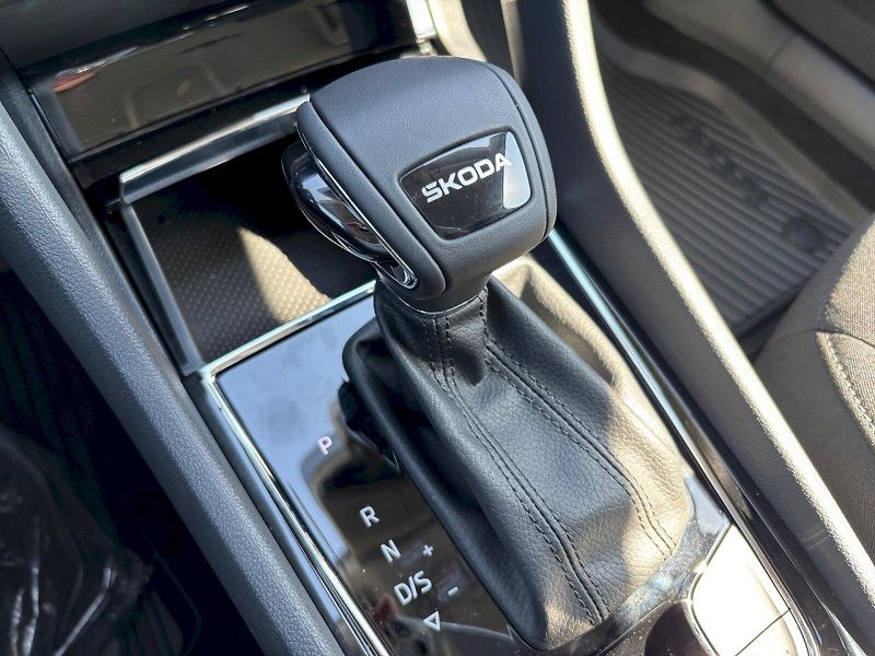 Škoda Karoq (2026) Selection 1.5 TSI DSG 110 kW - fotka 28 z 31