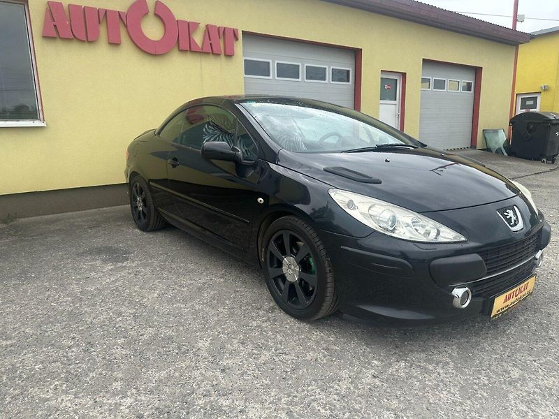 Peugeot 307 2.0HDi Kabriolet/Tempomat/Navi - fotka 2 z 31