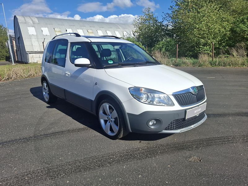 Škoda Roomster (2012) edice SCOUT 1.2TSi 63kW,klima - fotka 3 z 19
