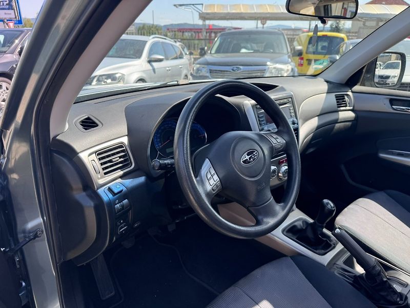 Subaru Forester (2008) 2,0i 110 KW TAŽNÉ SK STK - fotka 20 z 48