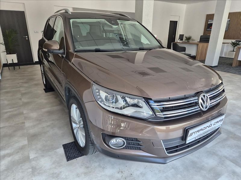 Volkswagen Tiguan TDI 4 MOTION R-Line - fotografie inzerátu