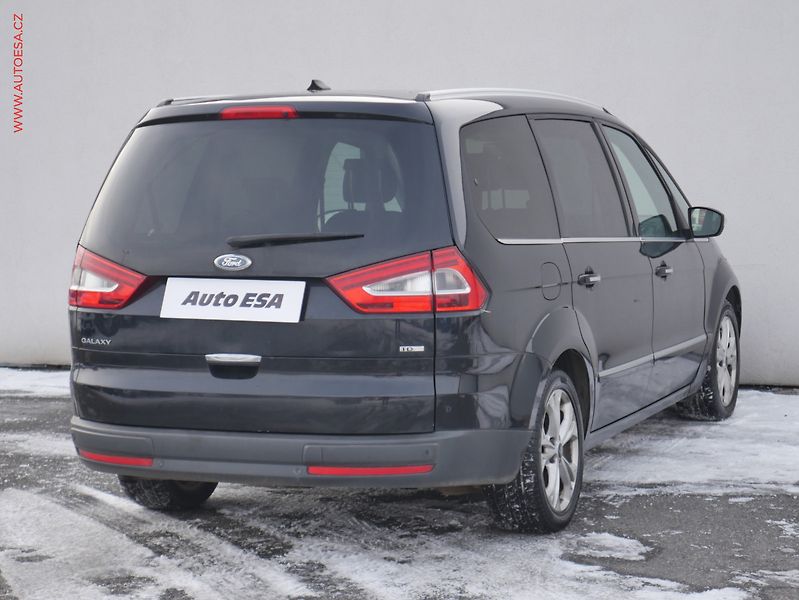 Ford Galaxy (2010) 2.0 TDCi, AT, xenon, kůže - fotka 4 z 24