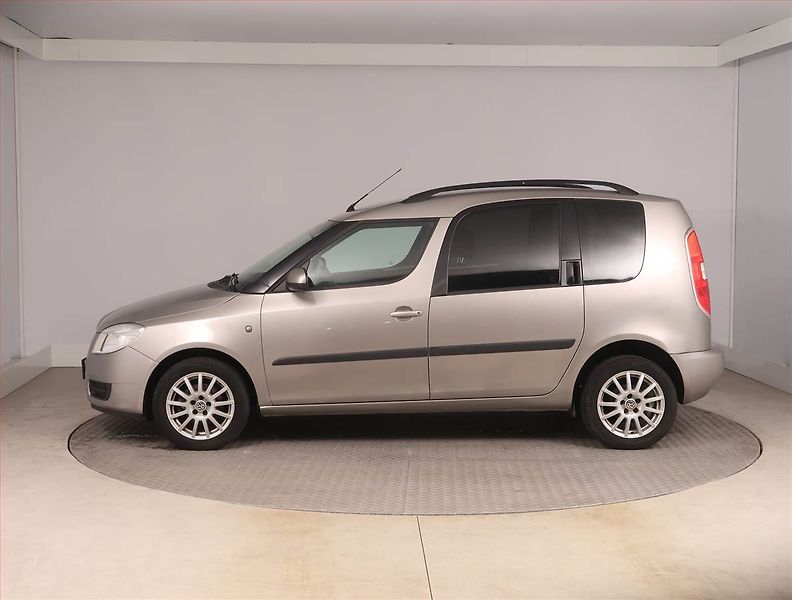 Škoda Roomster (2008) 1.4 16V, po STK, jezdí výborně - fotka 3 z 15