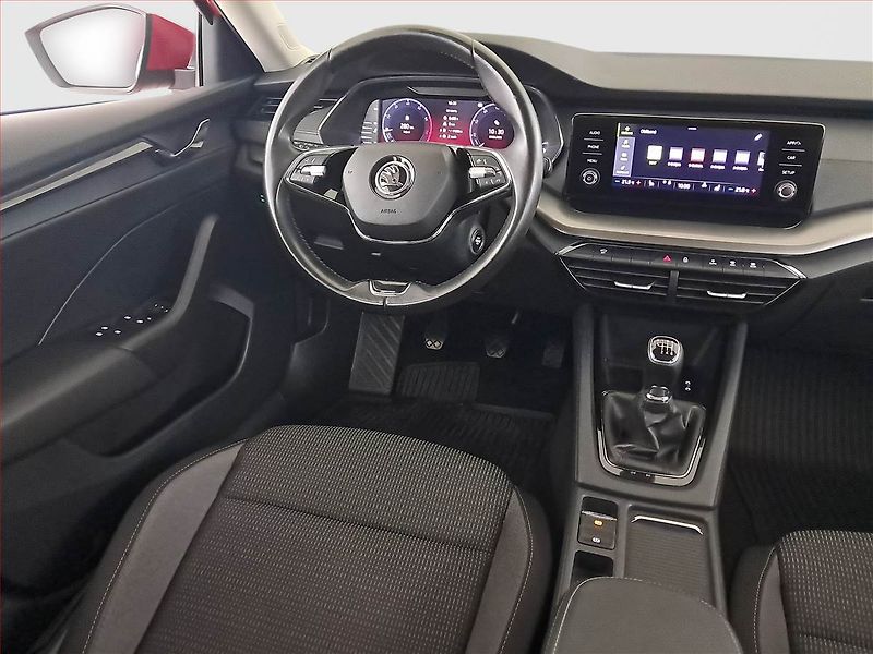 Škoda Octavia (2023) Ambition 1.5 TSI, ČR,1.maj - fotka 7 z 18