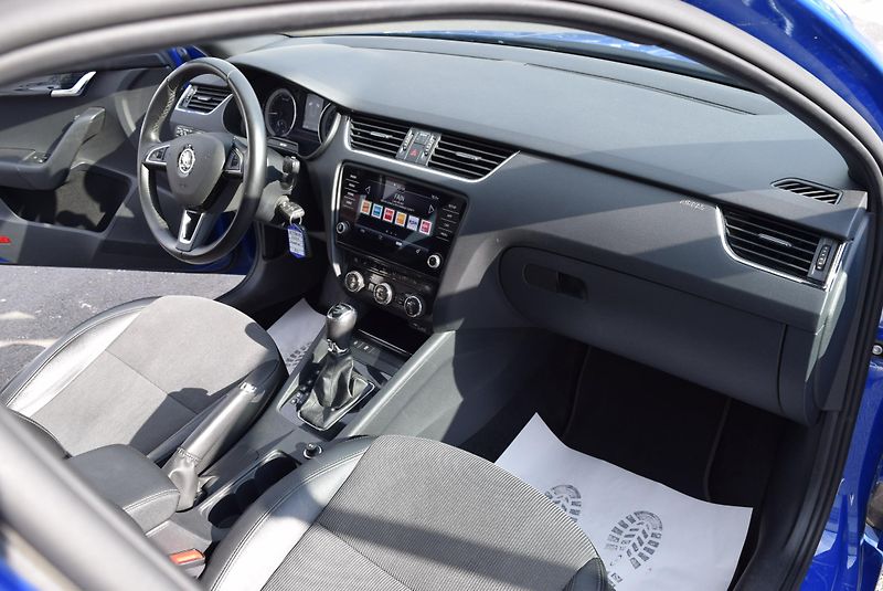 Škoda Octavia (2020) 2.0TDI 110kw DSG STYLE PAN TAŽ - fotka 33 z 44