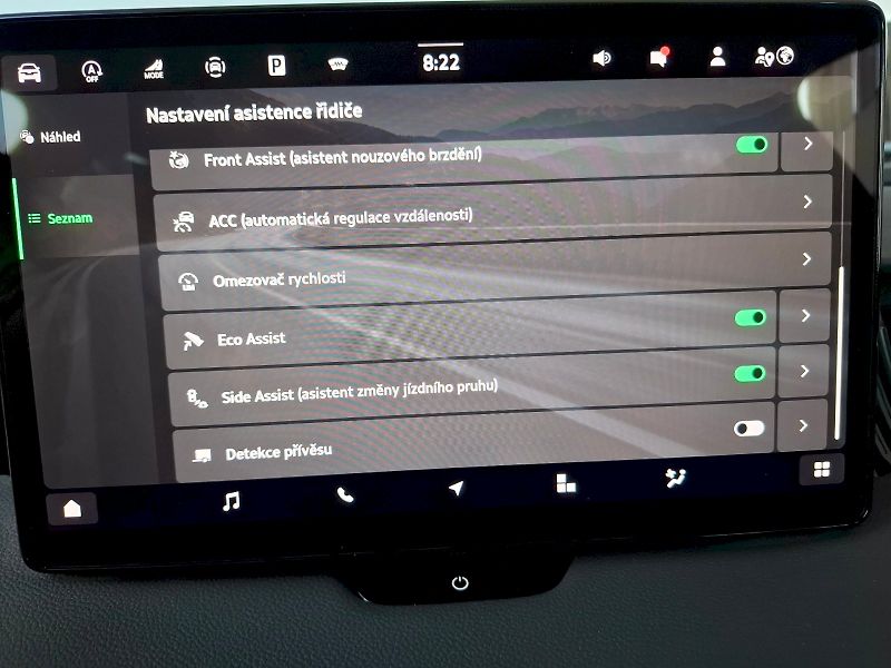 Škoda Superb (2025) COMBI L K TD 142/2.0 A7A - fotka 30 z 31
