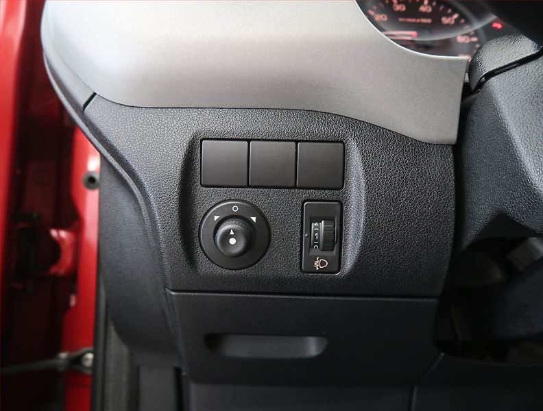 Citroën Berlingo (2008) 1.6 16V , 5Míst, ČR - fotka 14 z 14